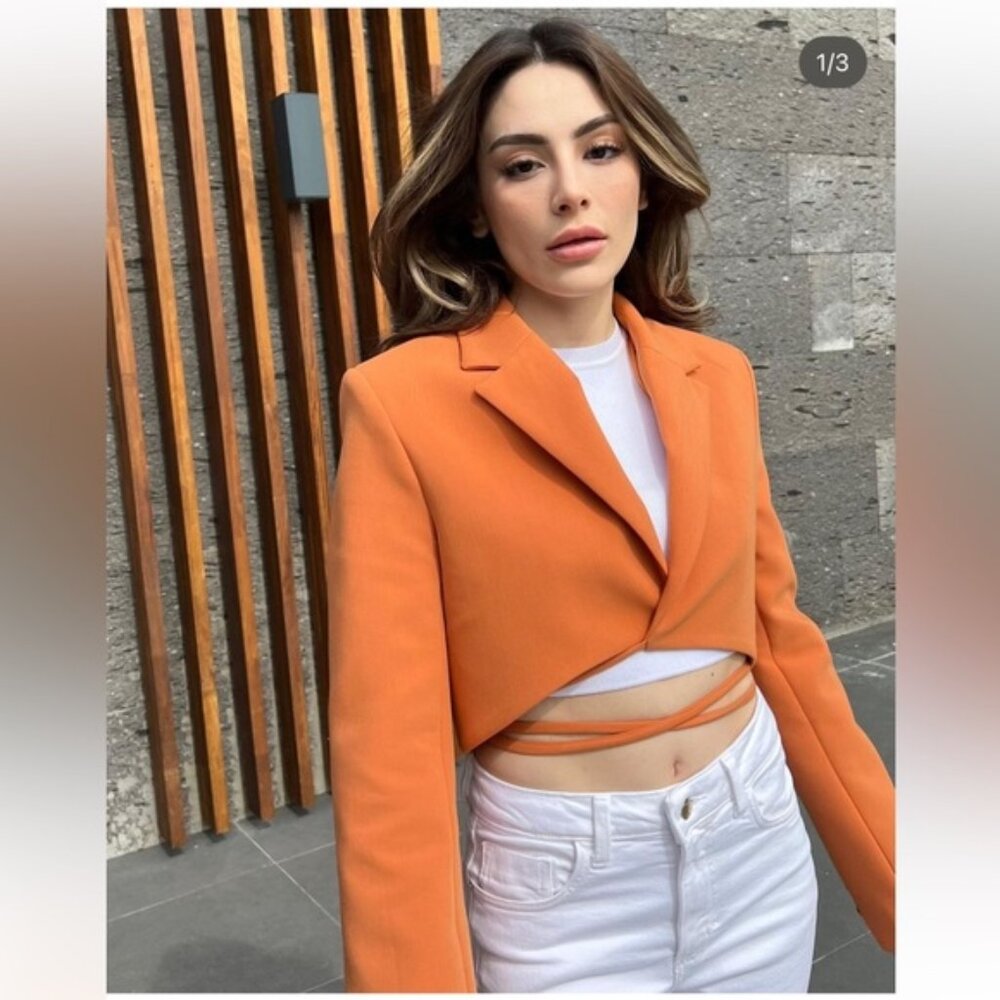 ZARA Cropped Tie-Front Blazer Jacket – Size Small